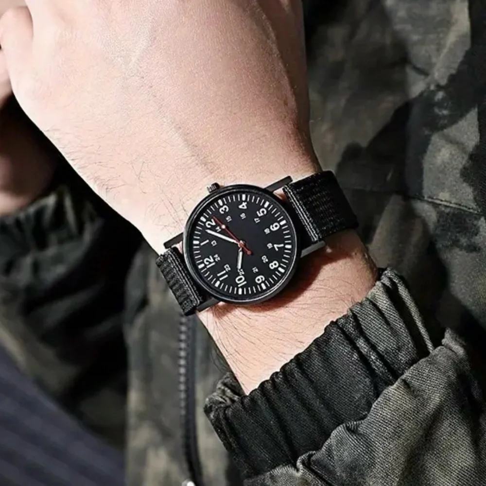 SOKI Men’s Black Analog Quartz‎ Date Display Military Watch. New